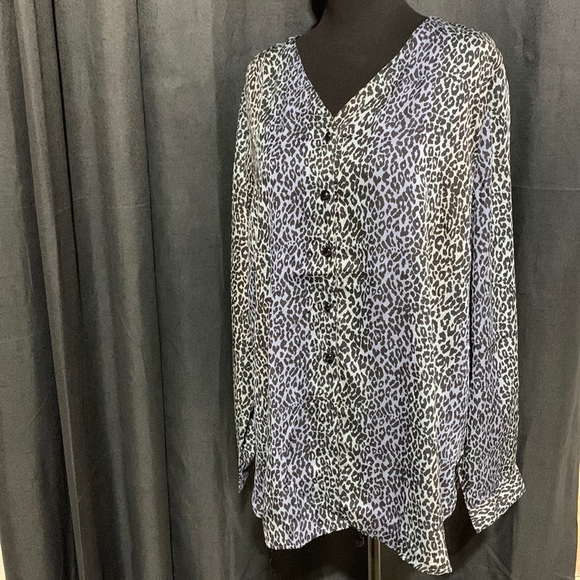 Bob Mackie Sweaters - Bob Mackie Wearable Art Vintage Leopard Print Button Blouse Size XL